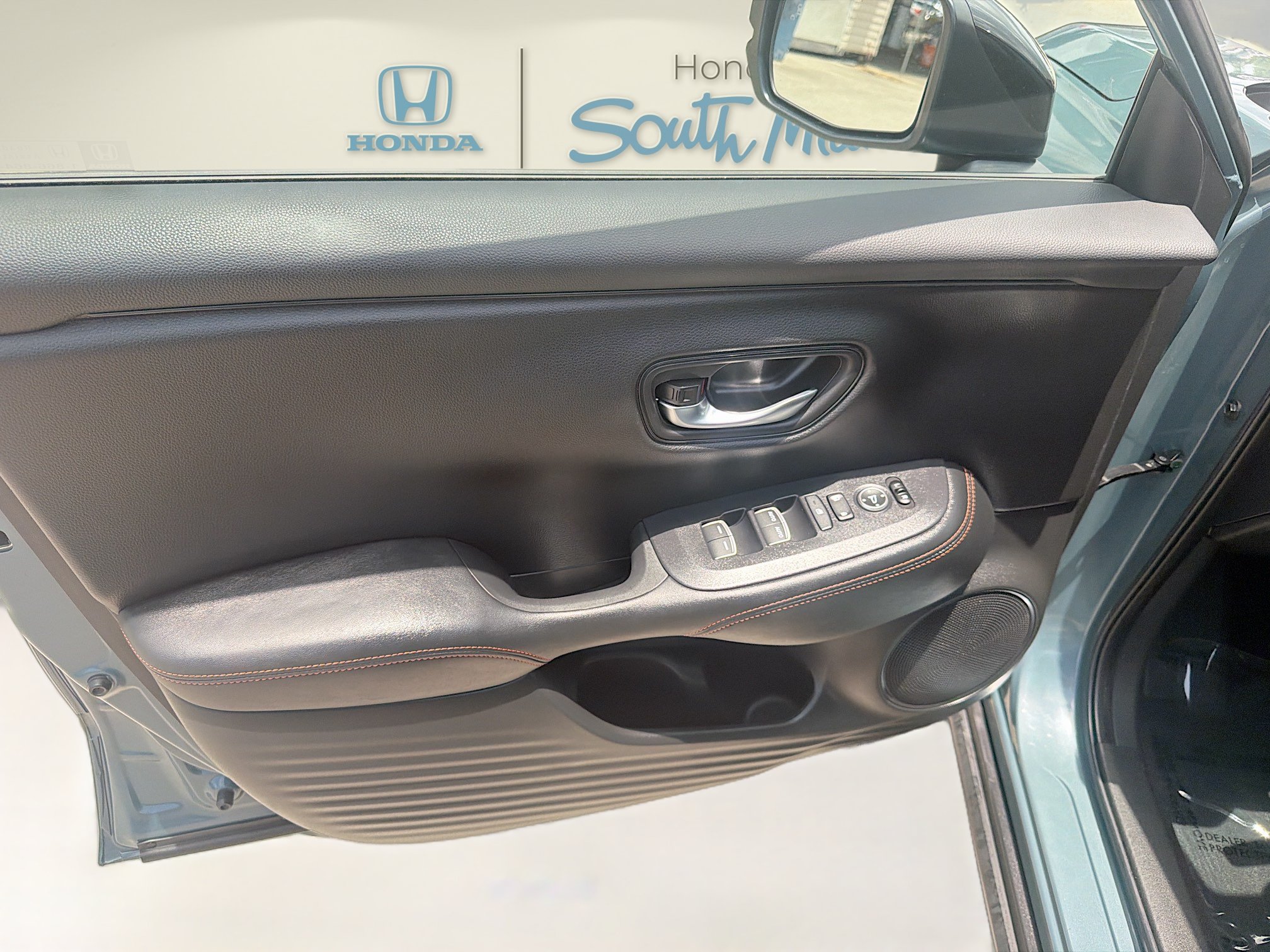 Certified 2025 Honda HR-V Sport image 19