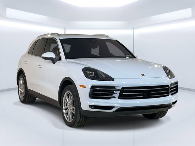 Used 2023 Porsche Cayenne AWD/4WD image 3