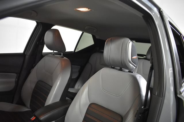 Used 2021 Nissan Kicks SR w/ SR Premium Package FWD image 10