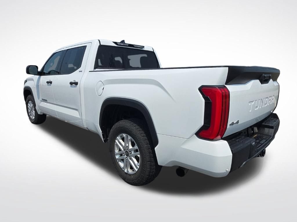 Used 2022 Toyota Tundra SR5 AWD/4WD image 5