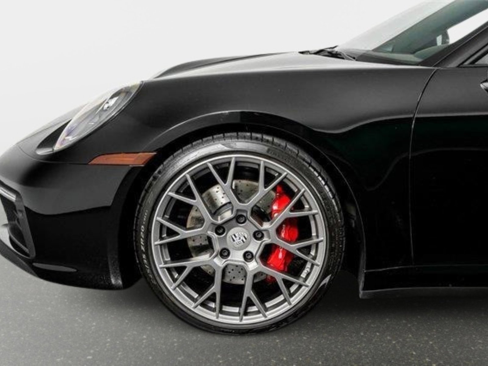 Used 2024 Porsche 911 Carrera 4 GTS AWD/4WD image 19