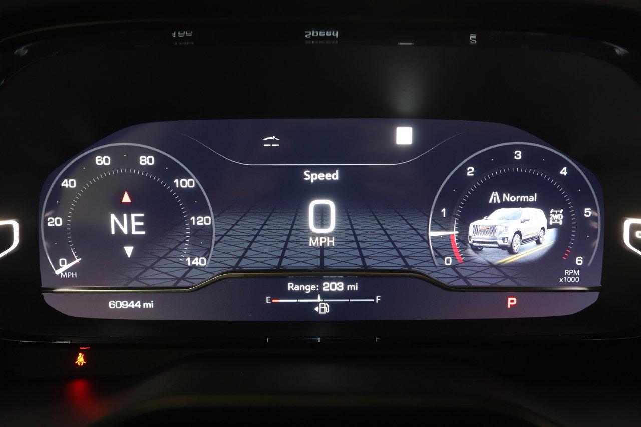Used 2023 GMC Yukon XL Denali Ultimate AWD/4WD image 12