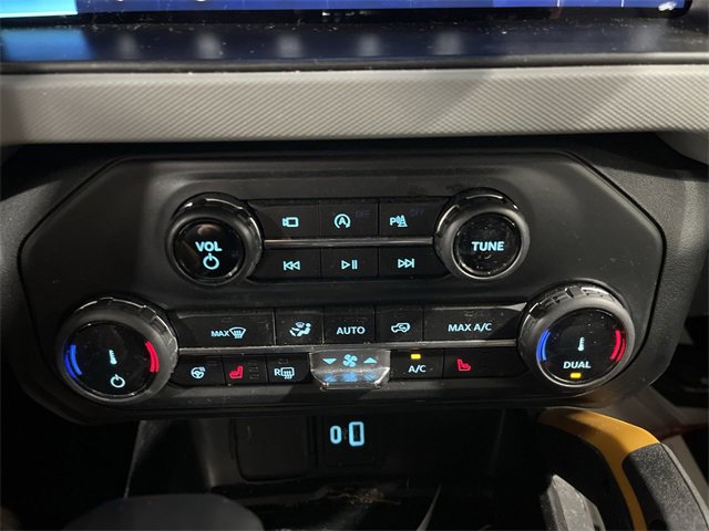 Used 2022 Ford Bronco Badlands image 20