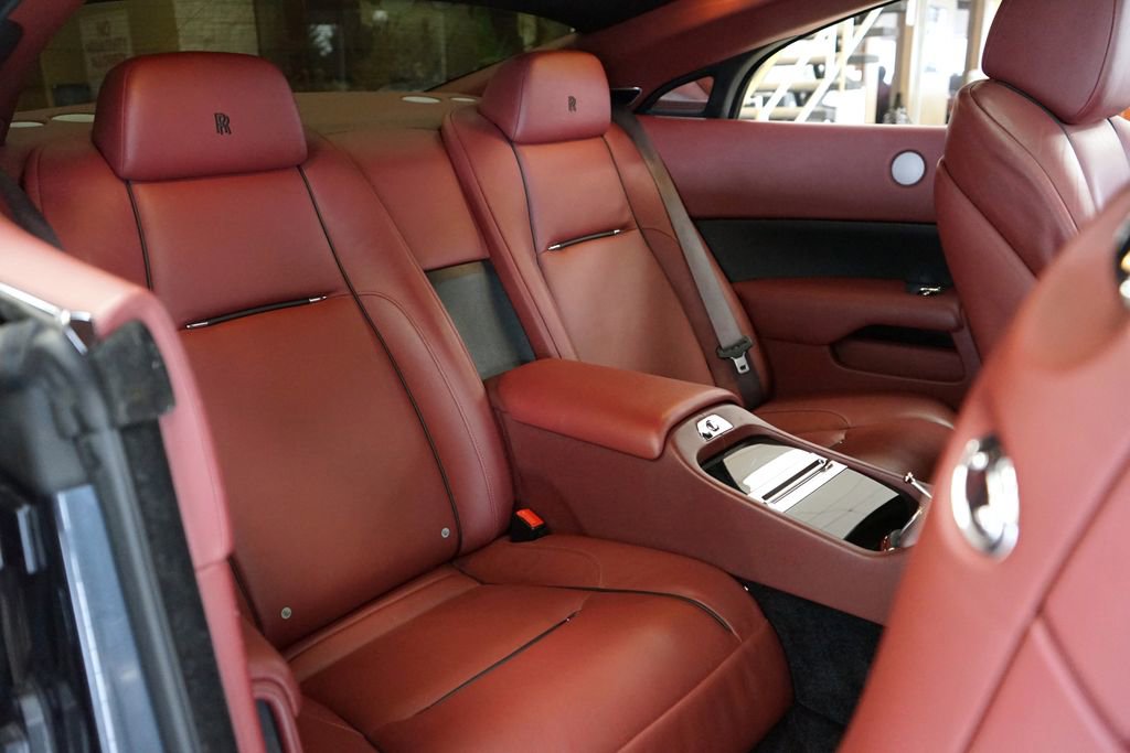 Used 2016 Rolls-Royce Wraith image 15