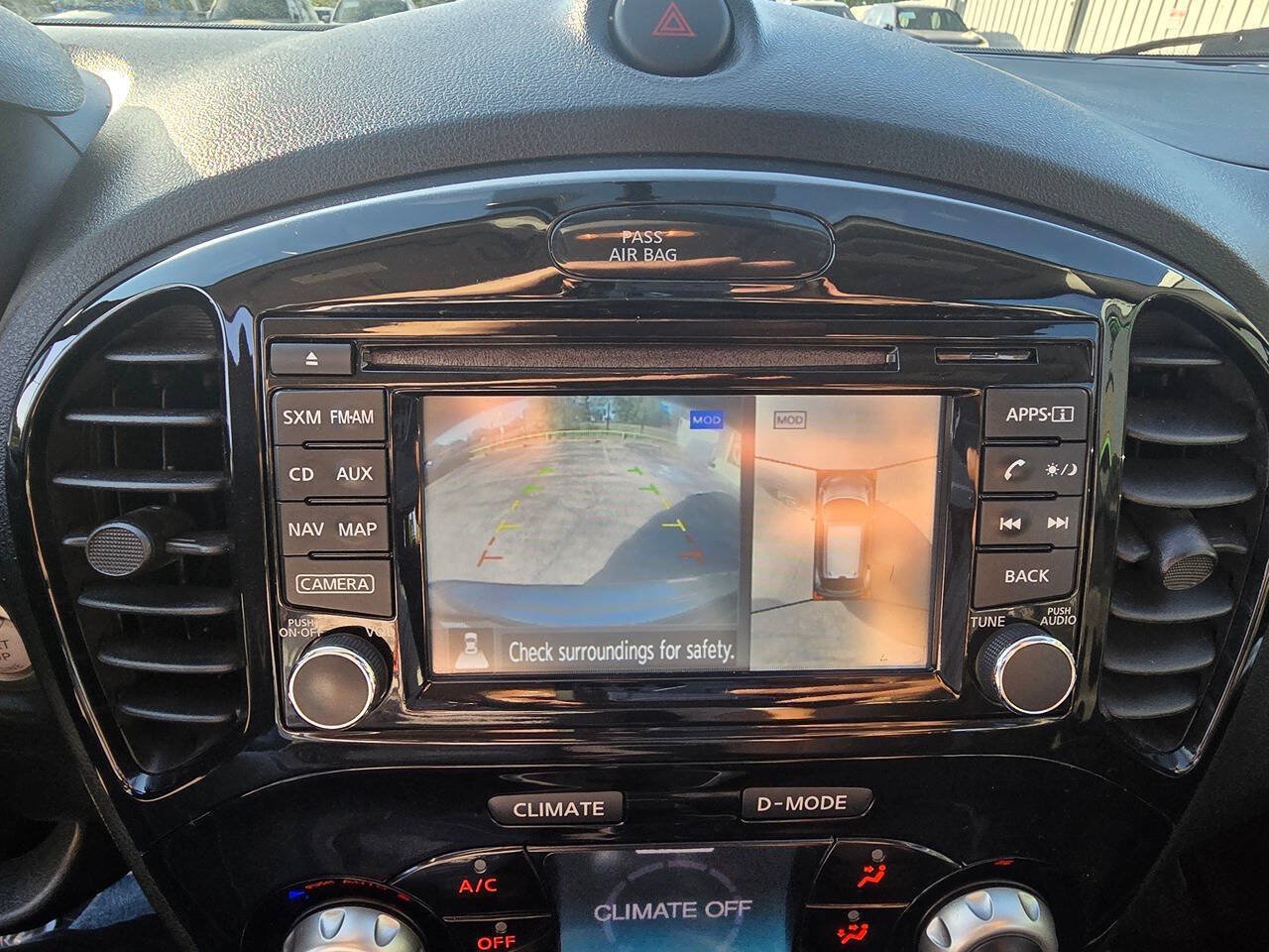 Used 2017 Nissan Juke SV w/ Technology Package FWD image 37