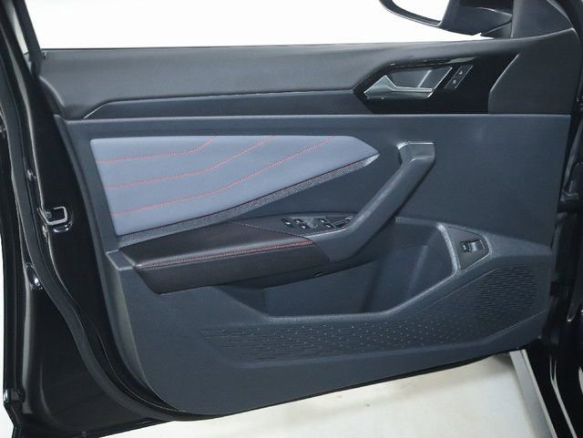 Certified 2025 Volkswagen Jetta GLI Autobahn image 15