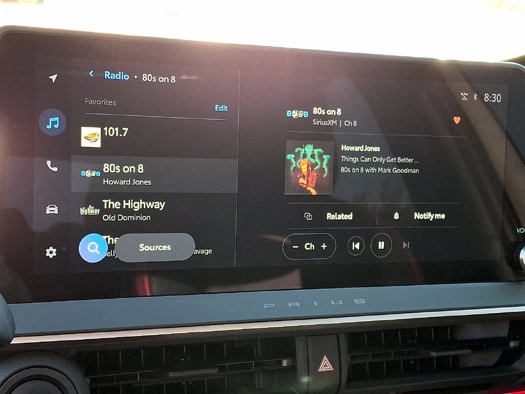 Used 2024 Toyota Prius Prime FWD image 20
