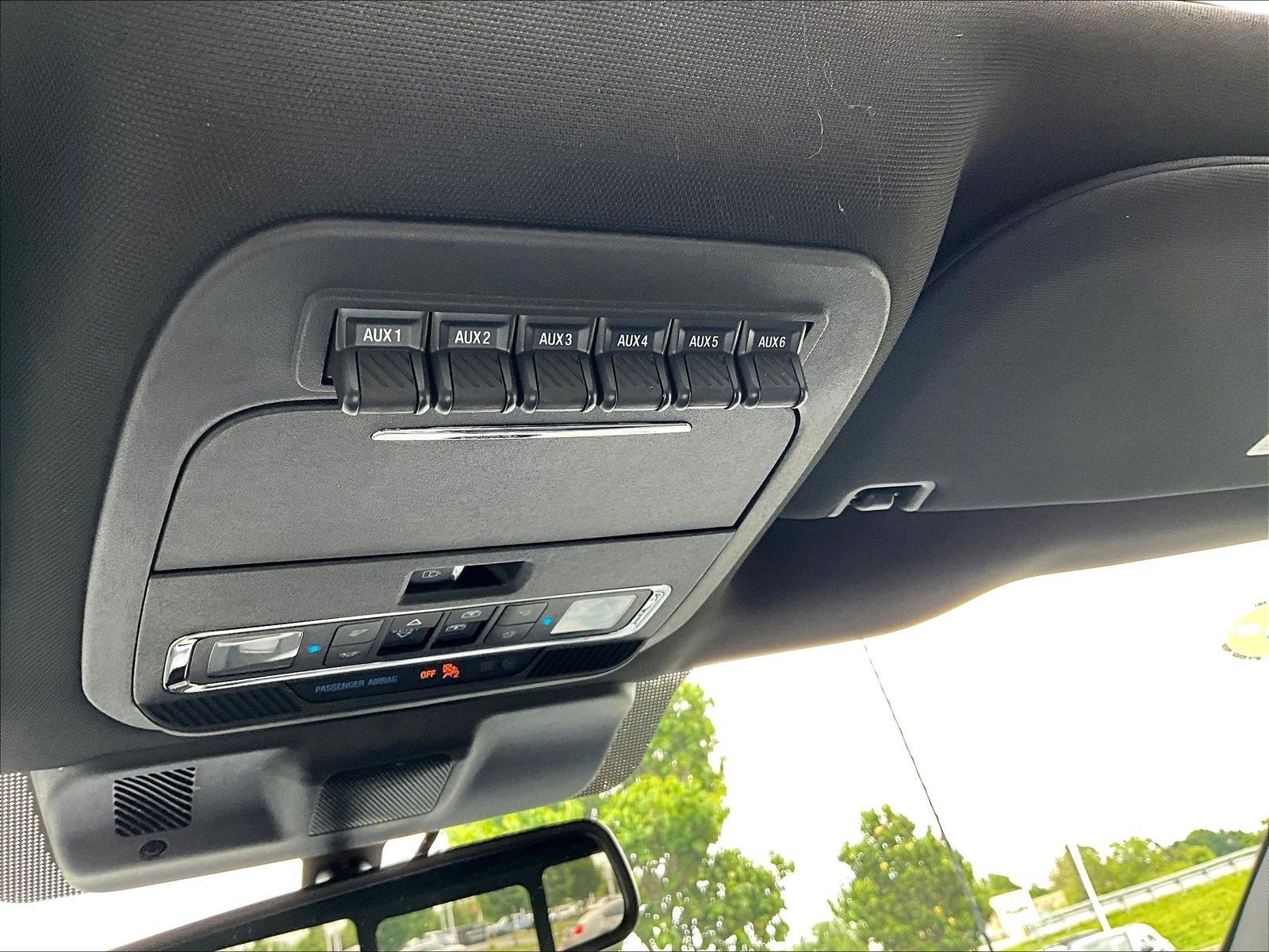Used 2025 Ford F150 Raptor AWD/4WD image 37
