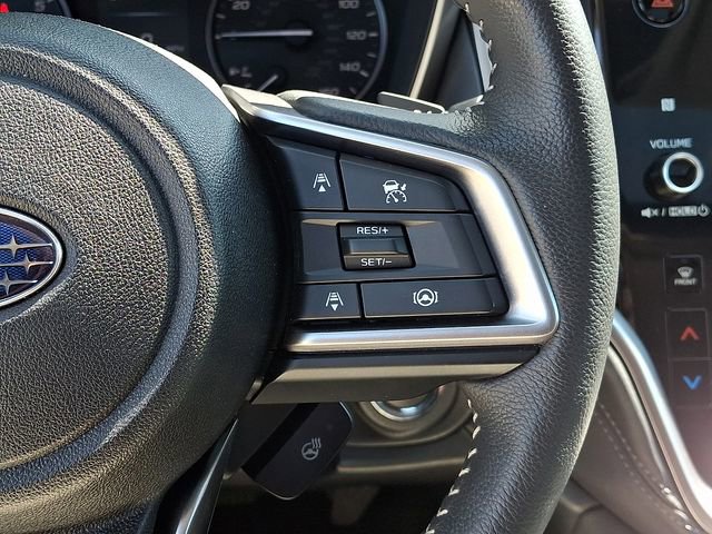 Used 2025 Subaru Outback Limited AWD/4WD image 25