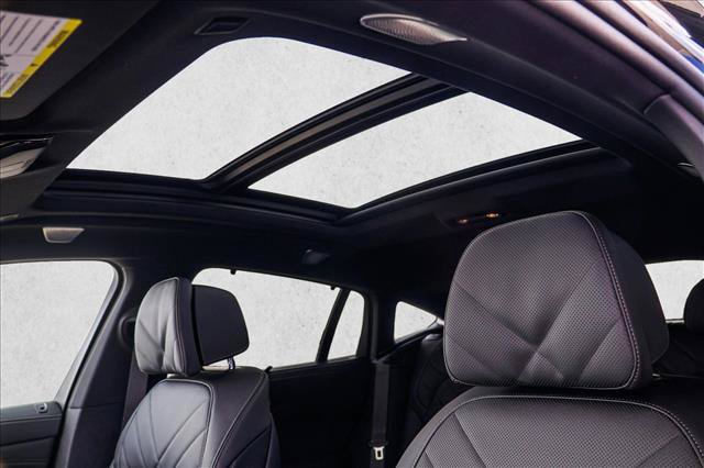New 2027 BMW X6 M60i AWD/4WD image 11