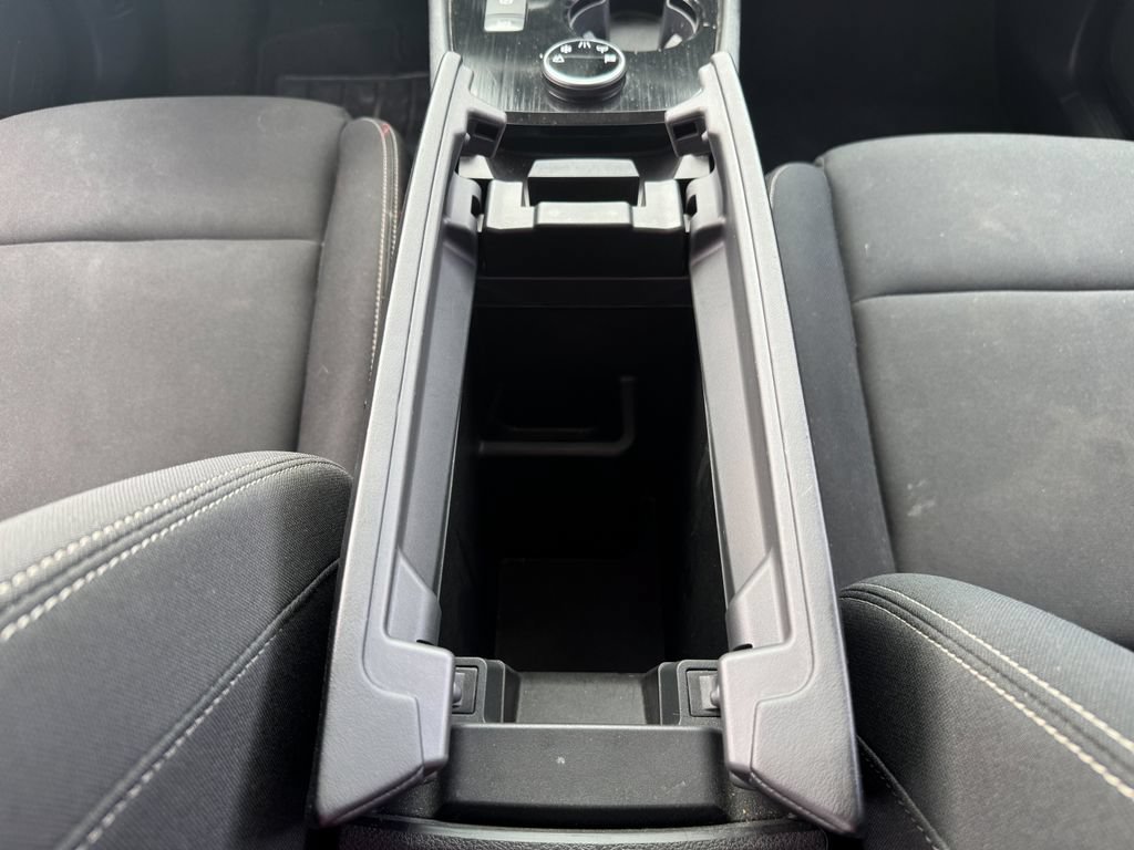 Used 2023 Nissan Rogue S AWD/4WD image 21