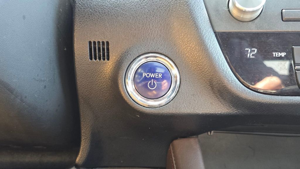 Used 2017 Lexus RX 450h AWD w/ Luxury Package image 37