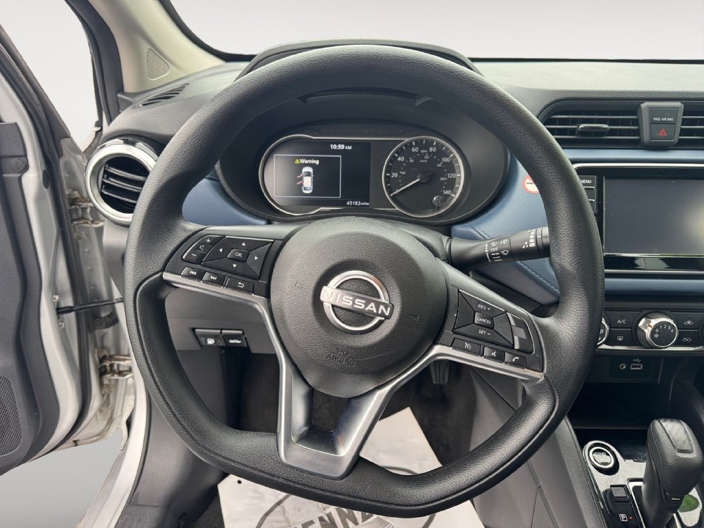 Used 2025 Nissan Versa SV FWD image 12
