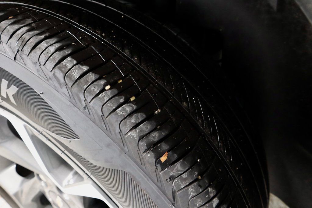 Used 2025 Chevrolet Trax LT w/ Driver Confidence Package image 20