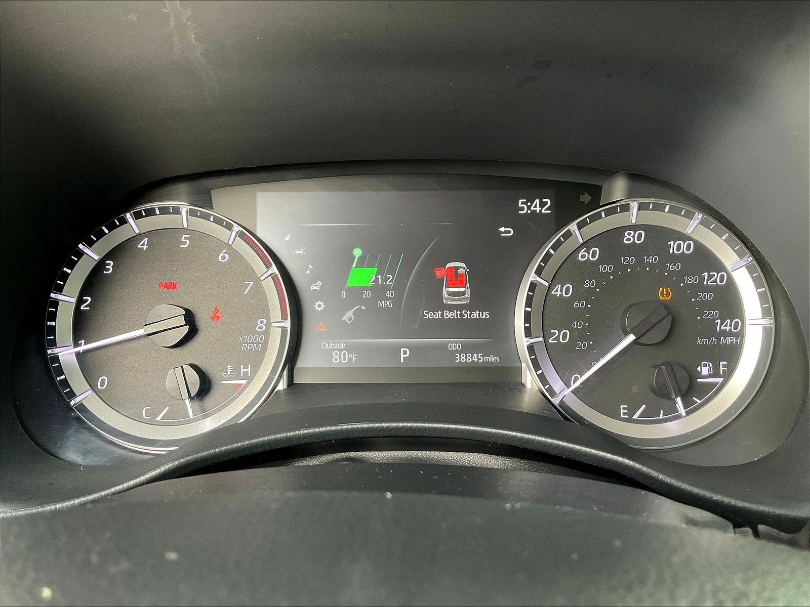Used 2023 Toyota Highlander XLE AWD/4WD image 13