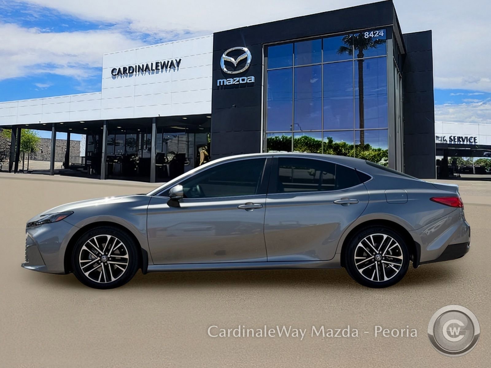 Used 2026 Toyota Camry XLE FWD image 3