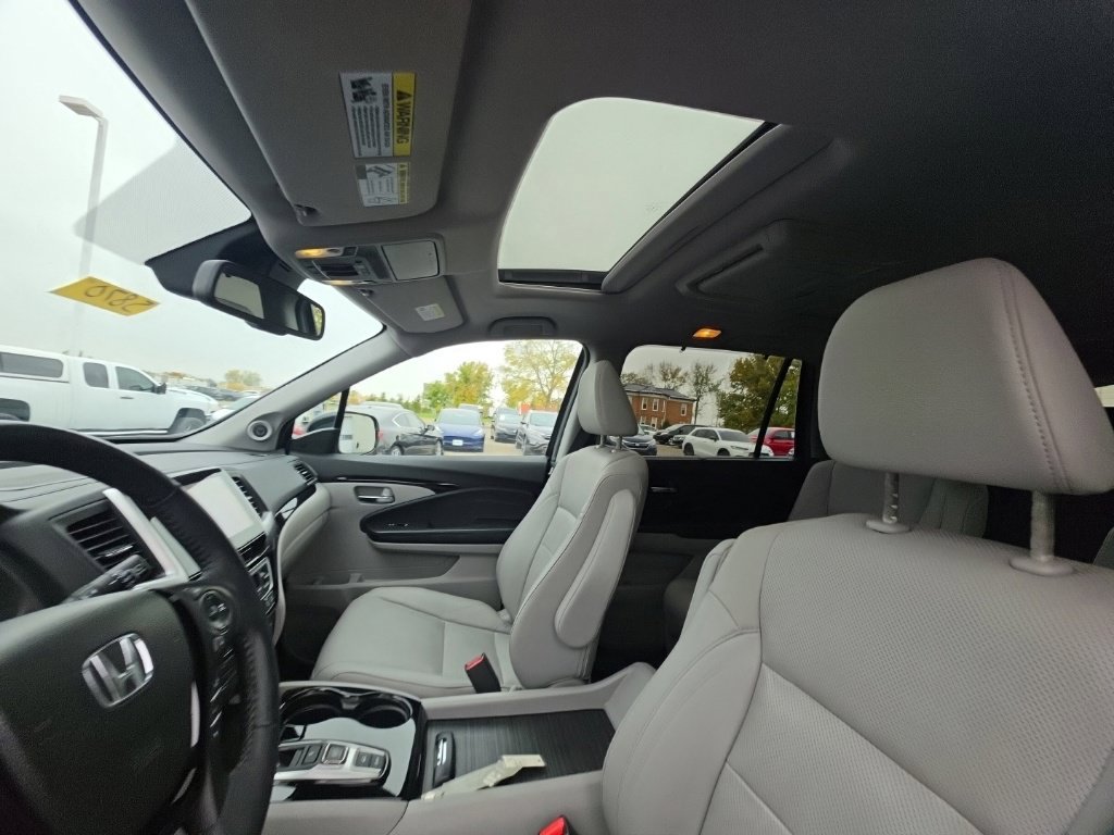 Used 2016 Honda Pilot Elite image 15