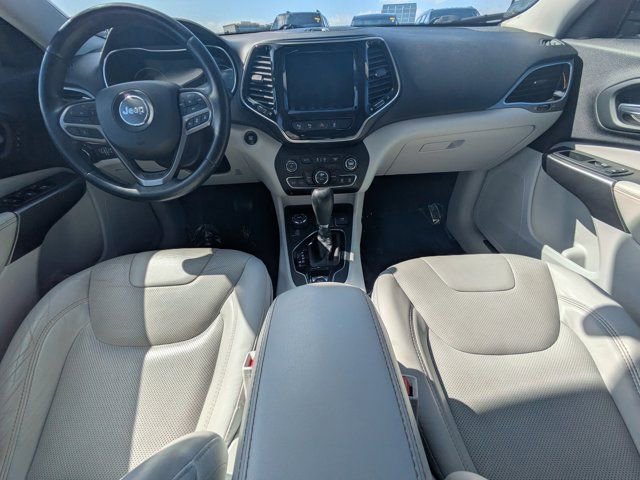 Used 2019 Jeep Cherokee Limited w/ Technology Group image 12