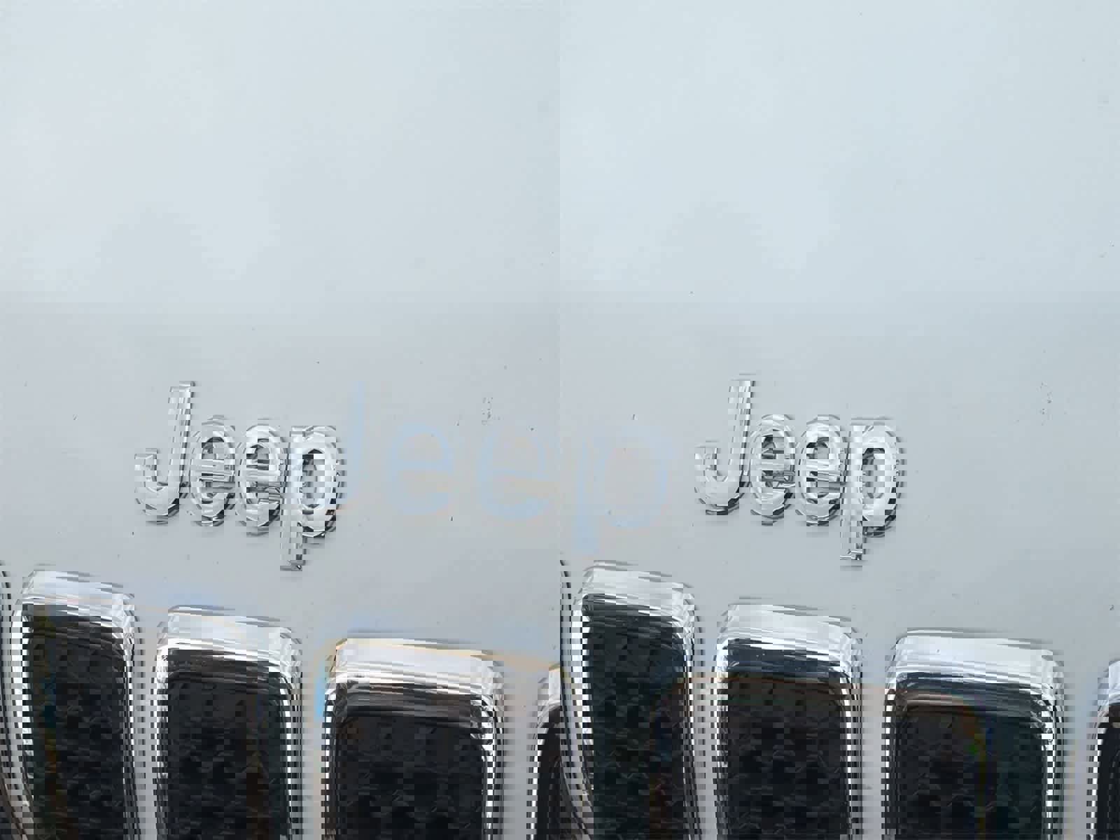 Certified 2020 Jeep Cherokee Limited image 12