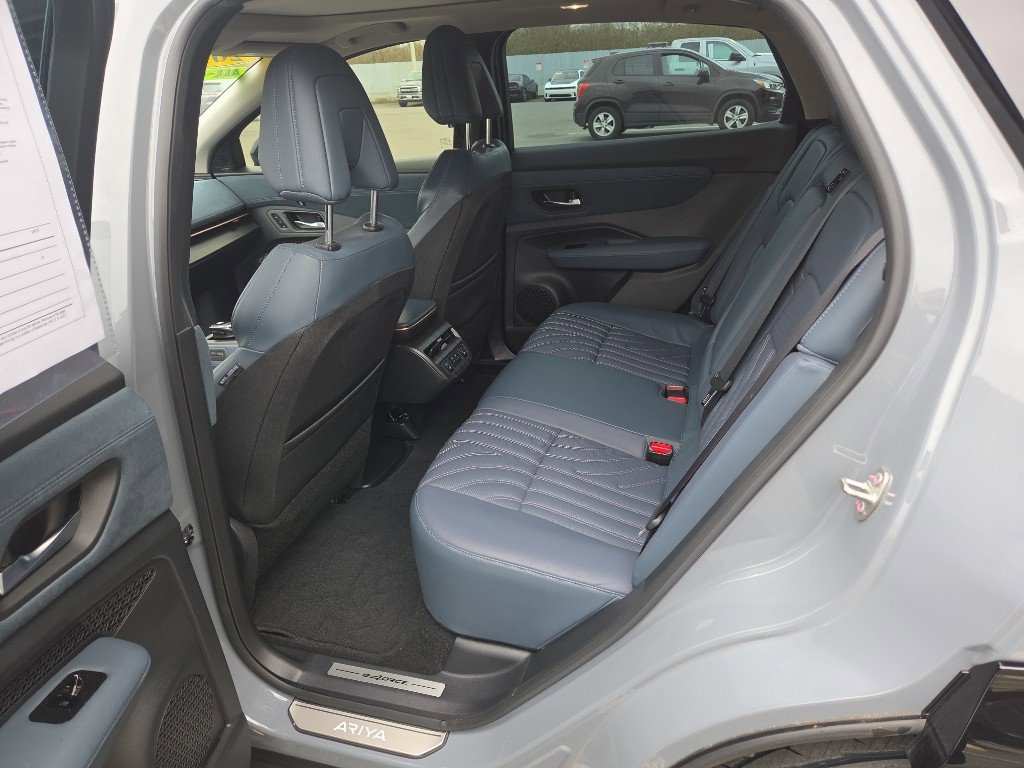Used 2023 Nissan Ariya image 10