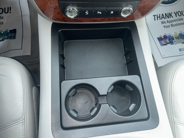 Used 2011 Chevrolet Suburban LT w/ Luxury Package image 21