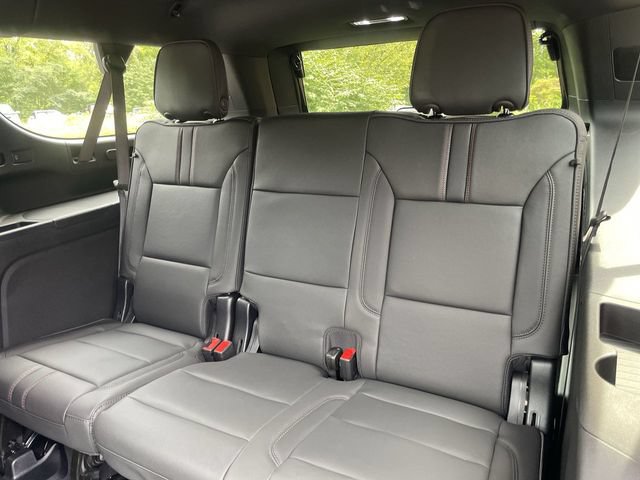 New 2026 Chevrolet Suburban RST w/ RST Capability Package AWD/4WD image 24