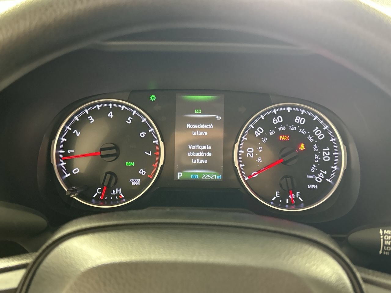 Used 2022 Toyota RAV4 XLE w/ Convenience Package FWD image 15