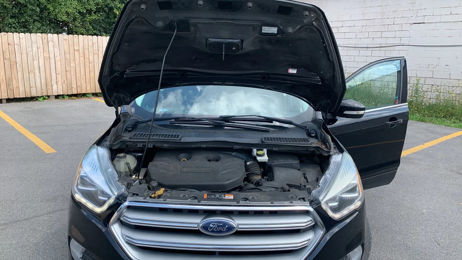 Used 2017 Ford Escape Titanium w/ Canadian Touring Package AWD/4WD image 26