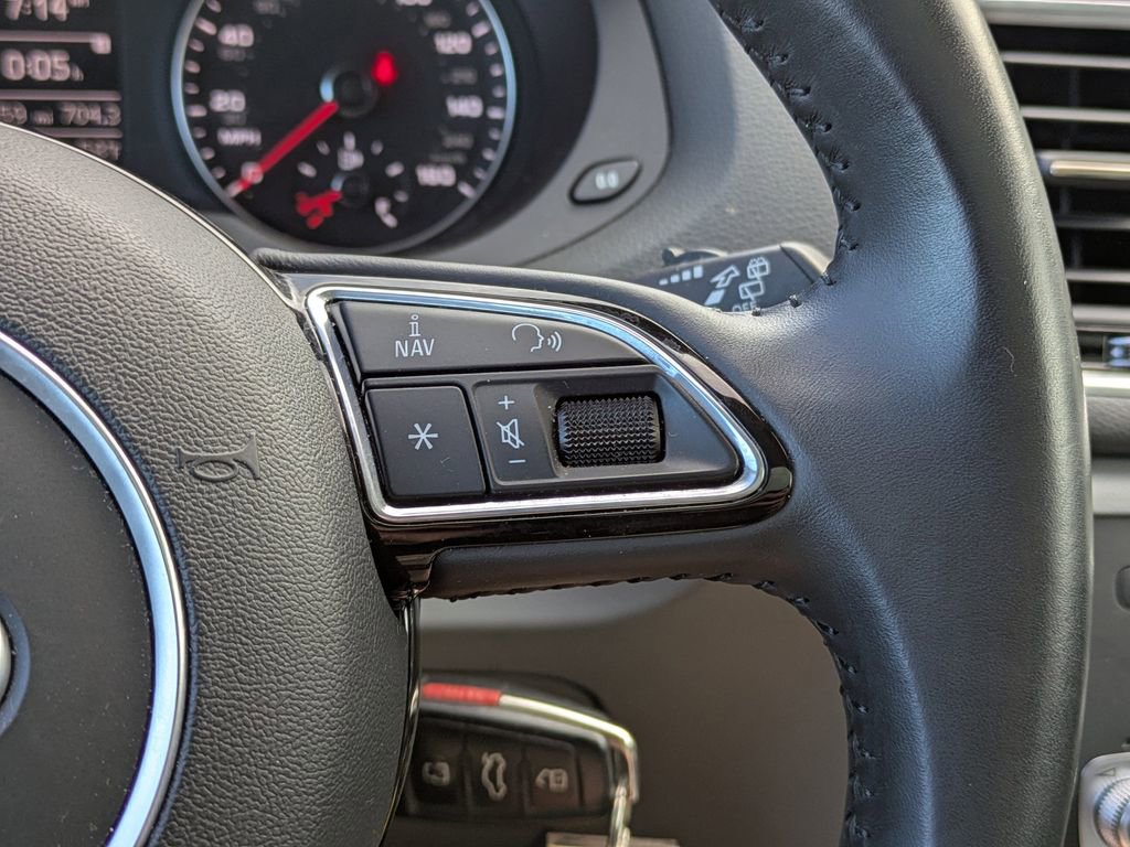 Used 2017 Audi Q3 2.0T Premium image 24