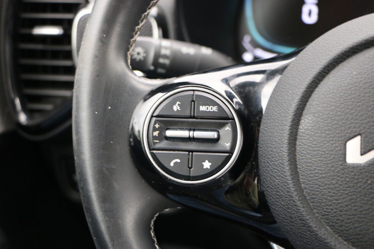 Used 2023 Kia Soul GT-Line FWD image 18