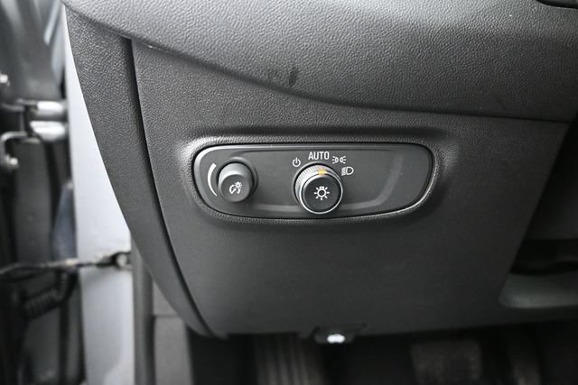 Used 2024 Chevrolet Equinox LT AWD/4WD image 17