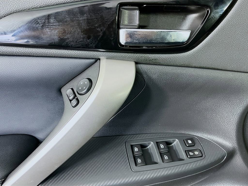 Used 2024 Mitsubishi Eclipse Cross SE AWD/4WD image 25