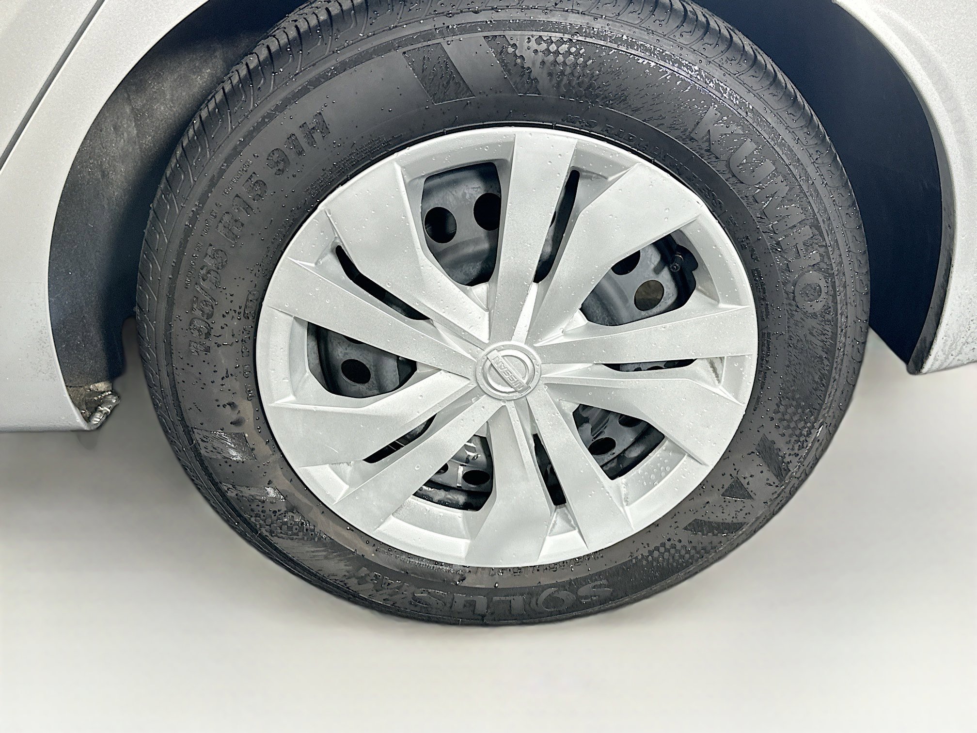 Used 2024 Nissan Versa S image 11