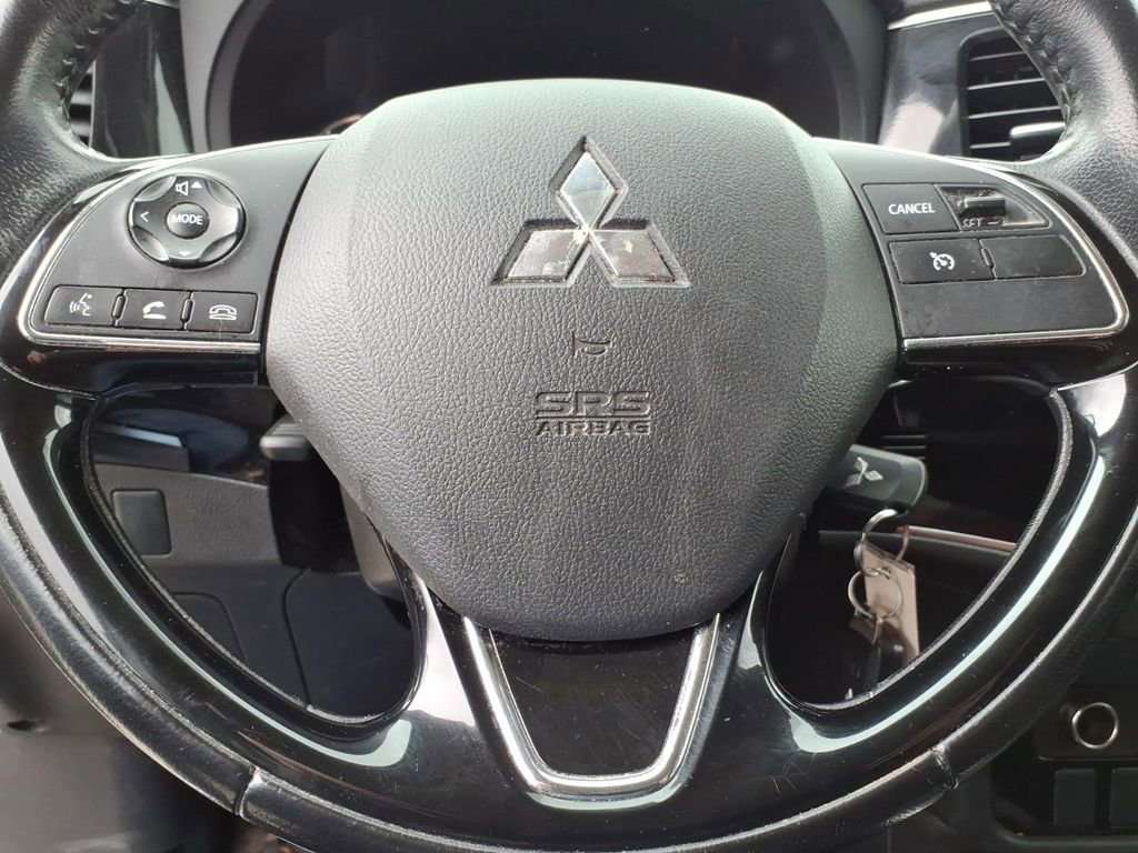 Used 2017 Mitsubishi Outlander ES image 22