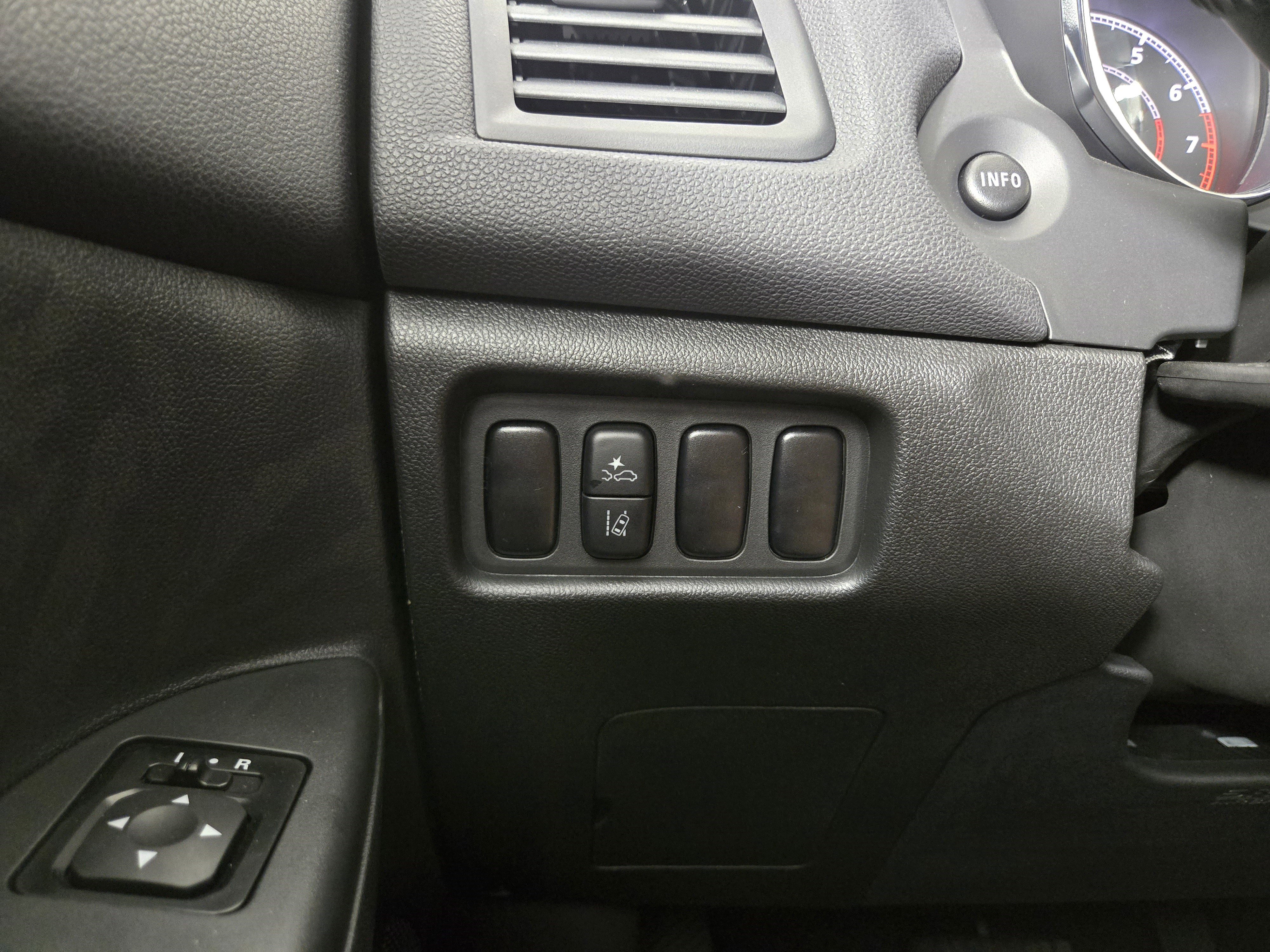 New 2025 Mitsubishi Outlander Sport ES image 25