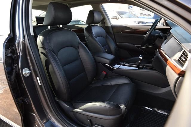 Used 2019 Kia Cadenza Technology image 20