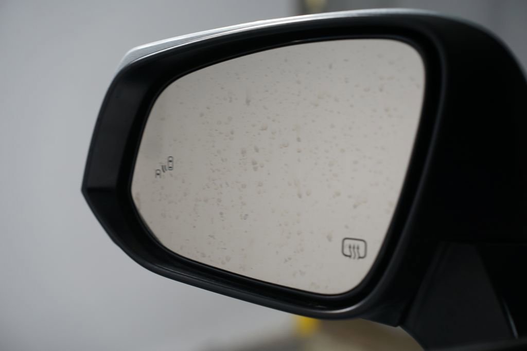 Used 2023 Toyota Highlander LE image 26