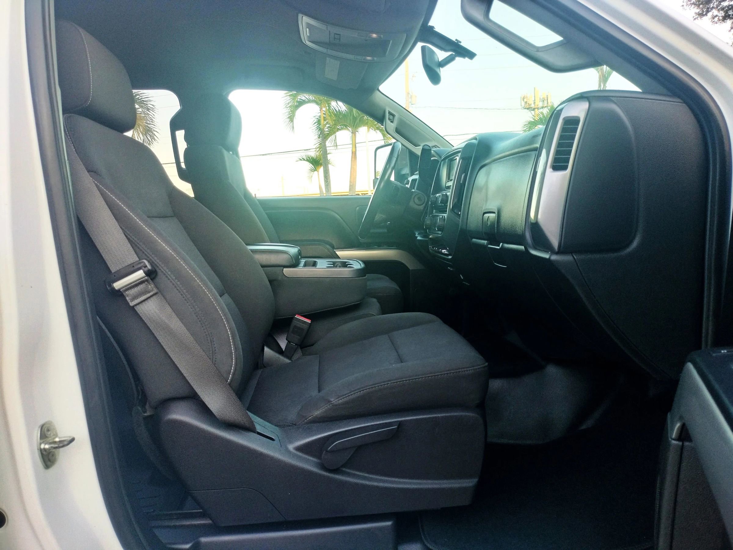 Used 2015 Chevrolet Silverado 2500 LT w/ Z71 Package, Off-Road AWD/4WD image 20