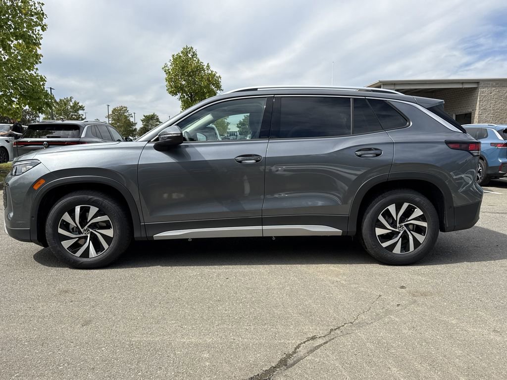 New 2025 Volkswagen Tiguan S image 2