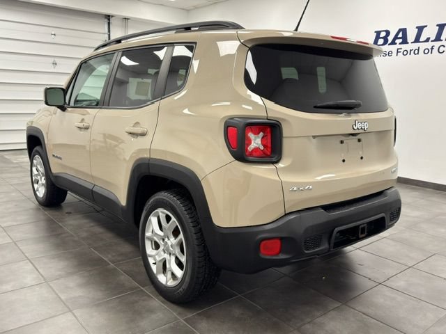 Used 2015 Jeep Renegade Latitude w/ Trailer Tow Group AWD/4WD image 5