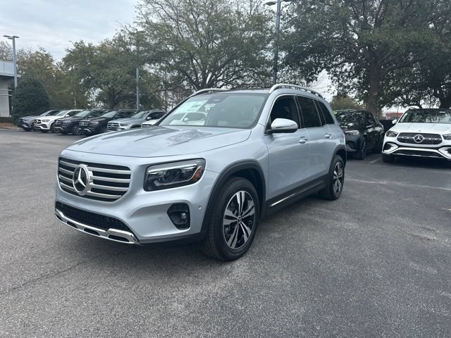 Used 2026 Mercedes-Benz GLB 250 image 2