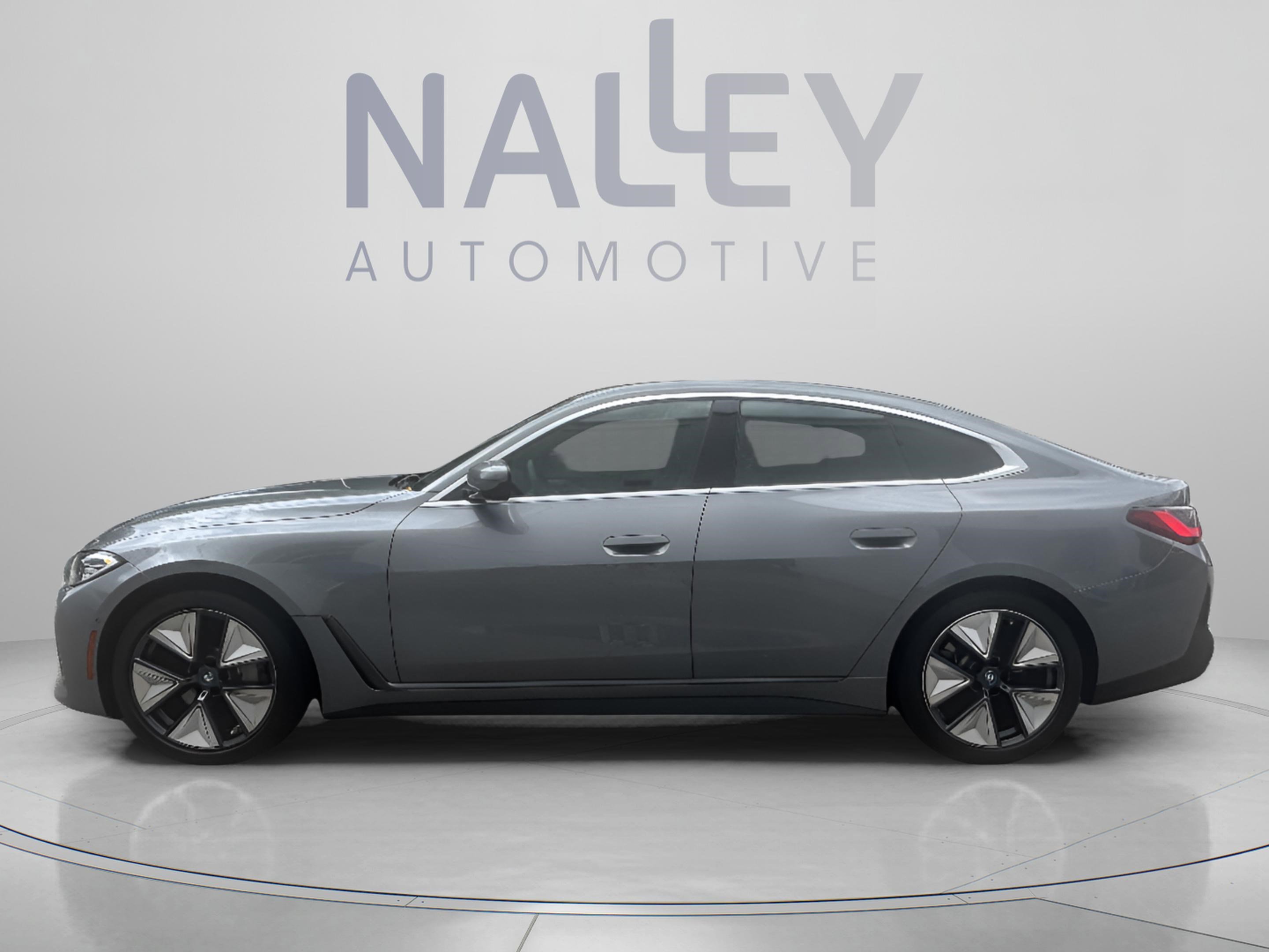 Used 2023 BMW i4 eDrive40 w/ Premium Package RWD image 3