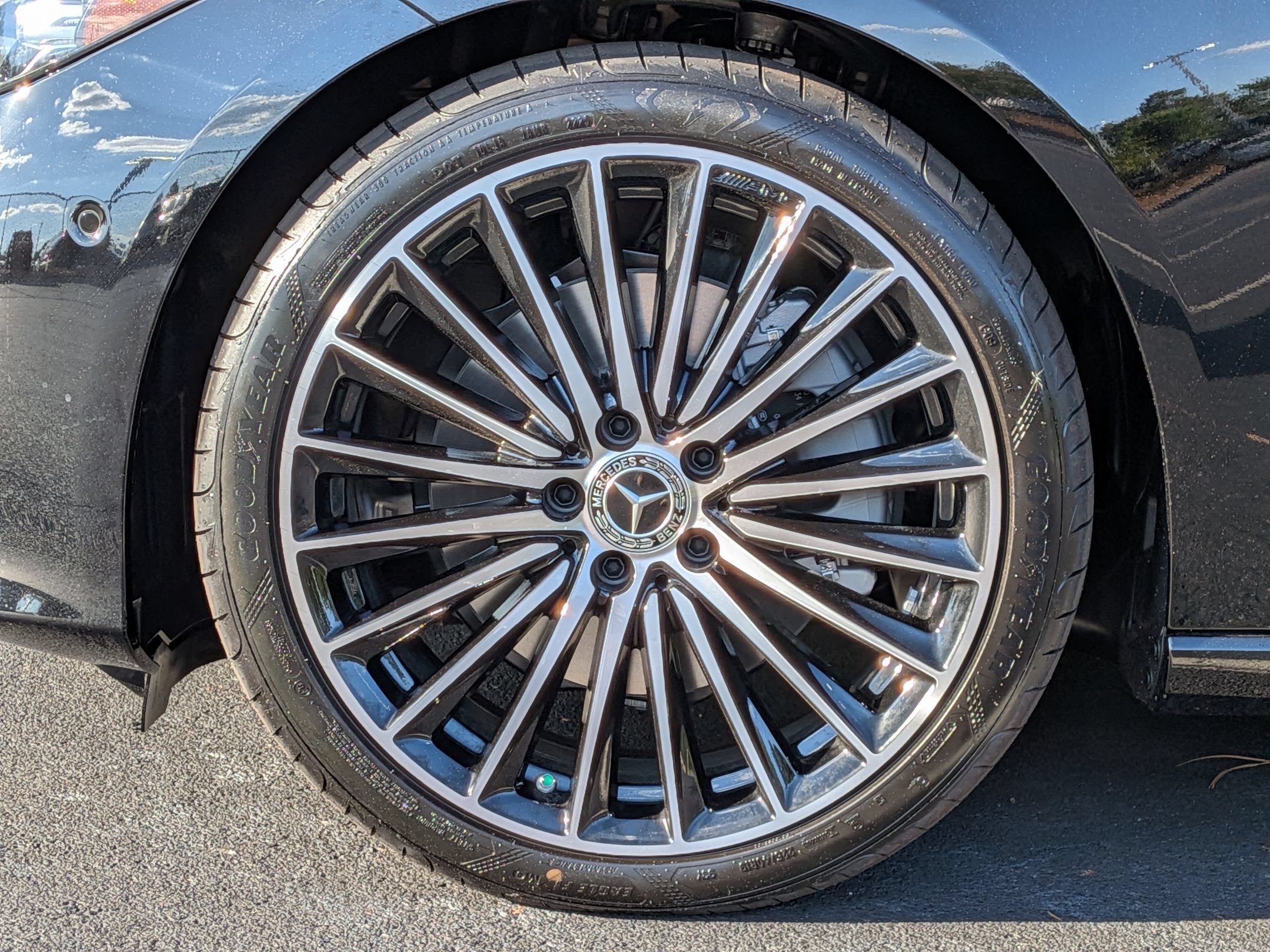 New 2026 Mercedes-Benz C 300 4MATIC Sedan image 13