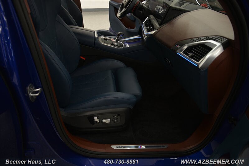 Used 2023 BMW XM AWD/4WD image 19
