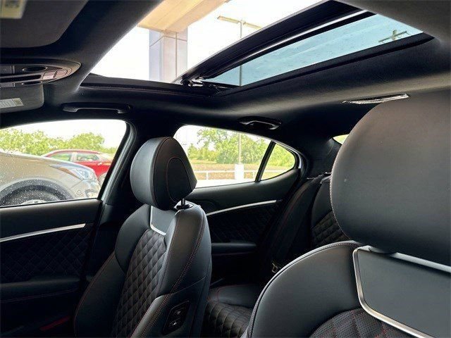 Used 2025 Genesis G70 3.3T Advanced w/ Sport Prestige Package RWD image 13