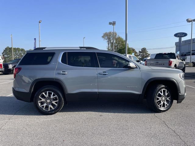 Used 2023 GMC Acadia SLE w/ Driver Convenience Package image 2