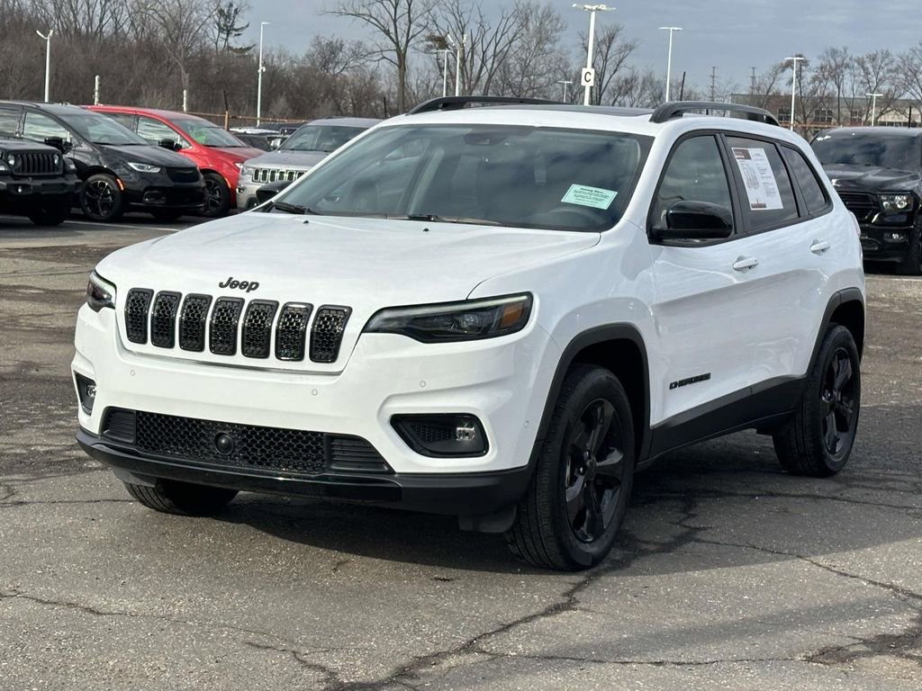 Used 2023 Jeep Cherokee Altitude Lux w/ Lux Elite Package image 7