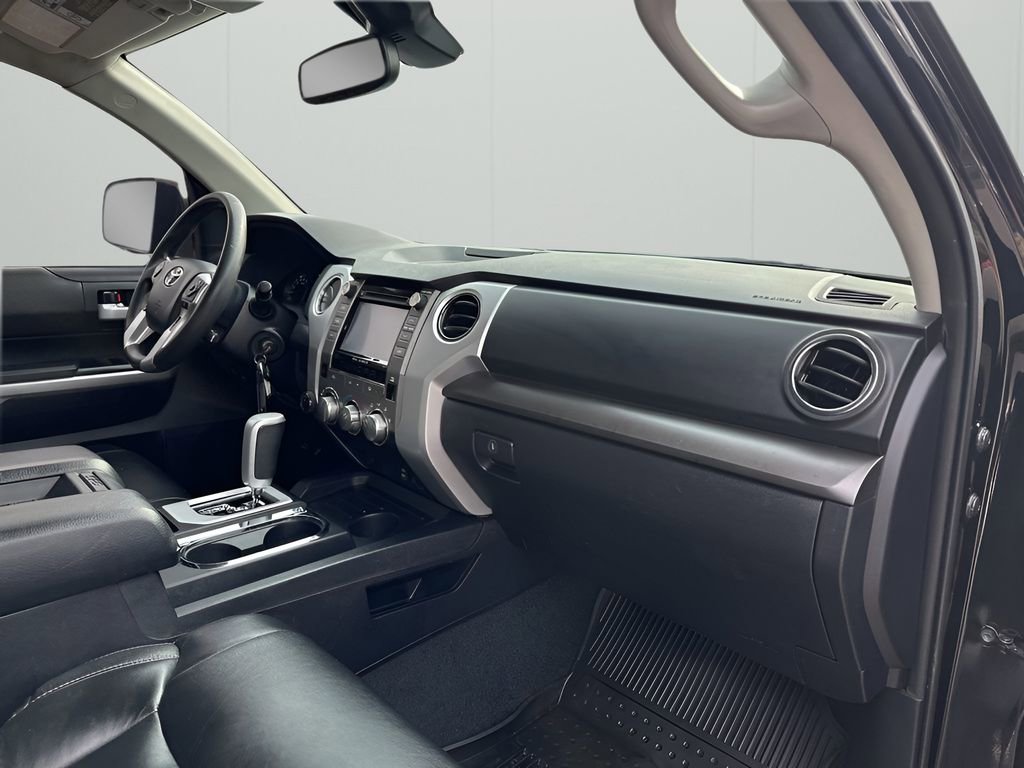 Used 2018 Toyota Tundra SR5 w/ SR5 Upgrade Package image 13