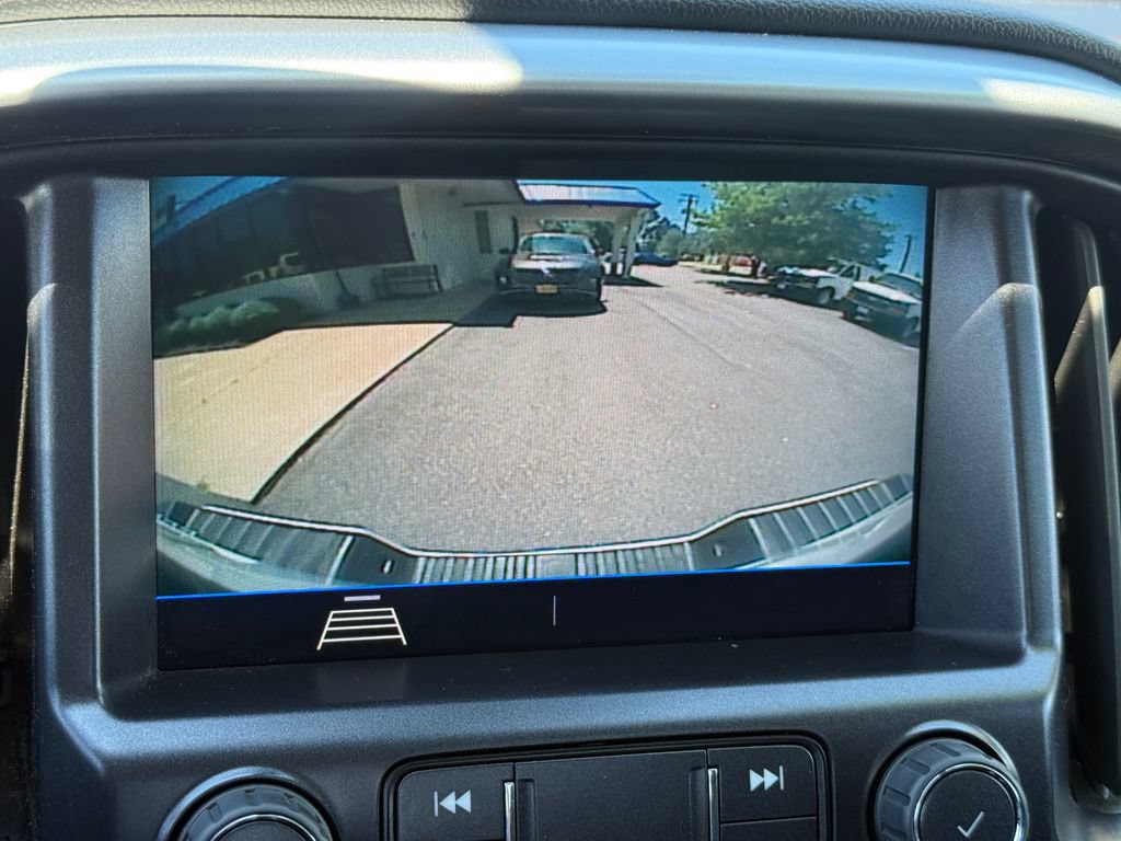 Used 2022 Chevrolet Colorado LT w/ Fleet Safety Package RWD image 4