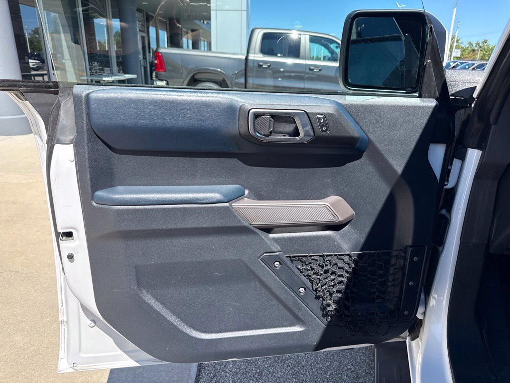 Used 2023 Ford Bronco Outer Banks AWD/4WD image 19